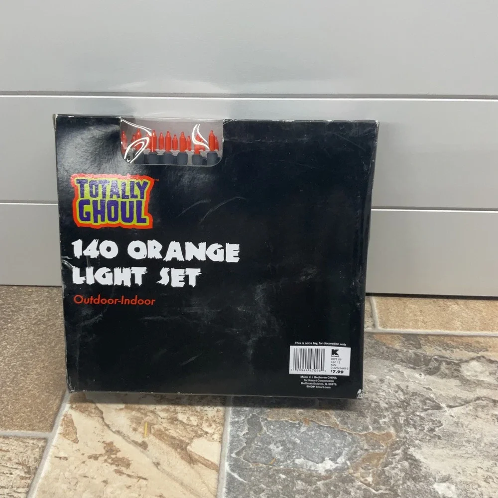Totally Ghoul 140 Orange Light Set Halloween Indoor Outdoor 42.5ft Kmart Vintage